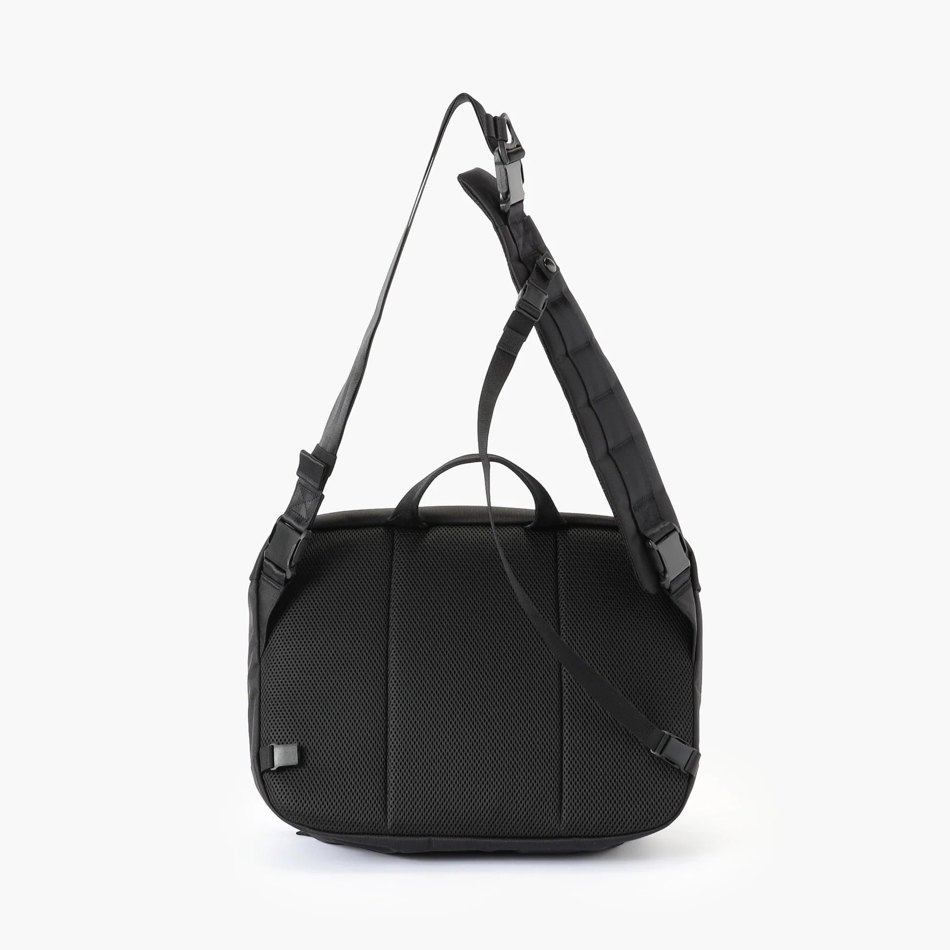 MFC MESSENGER M BRIEFING Messenger Bag Suburban.