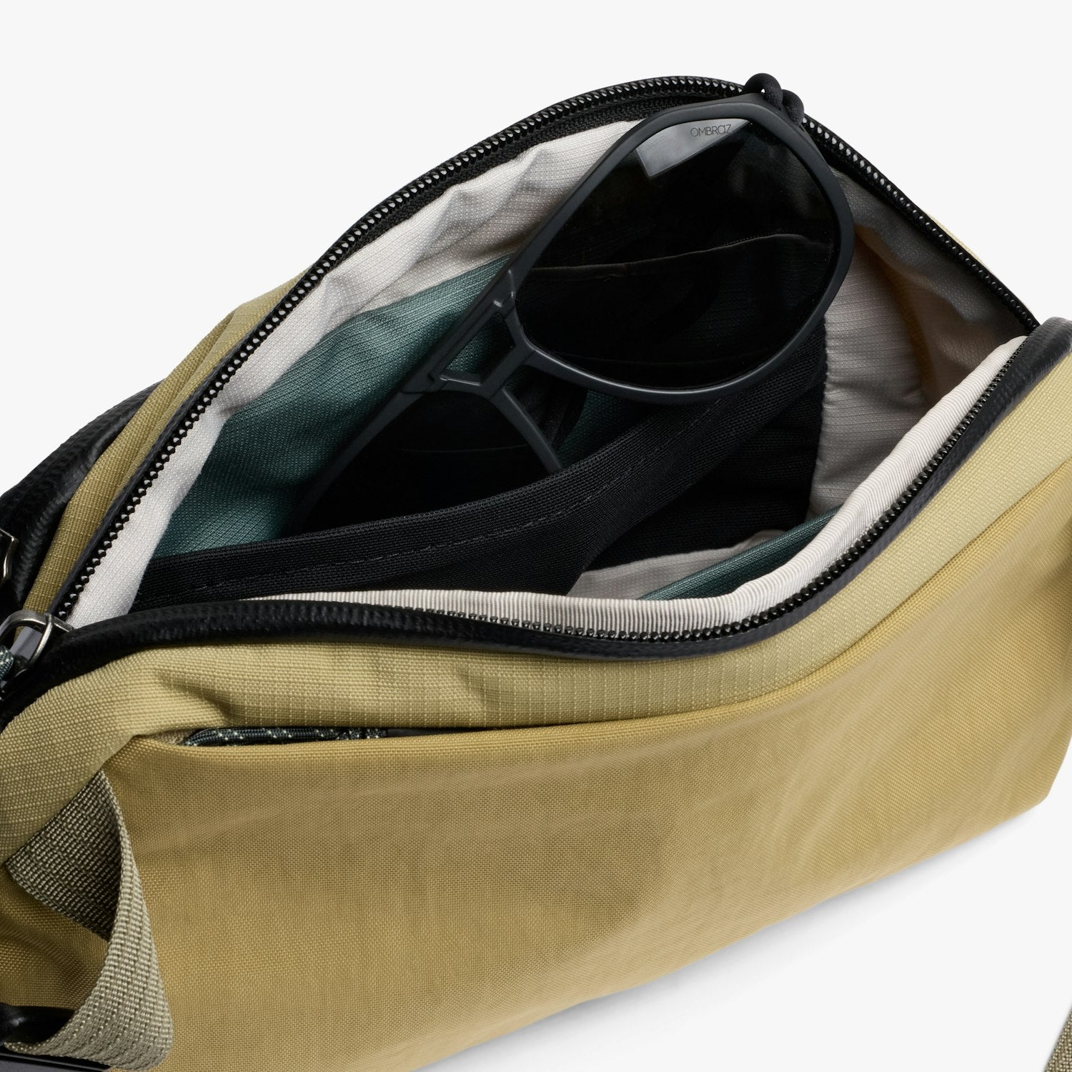 Venture Ready Sling 2.5L