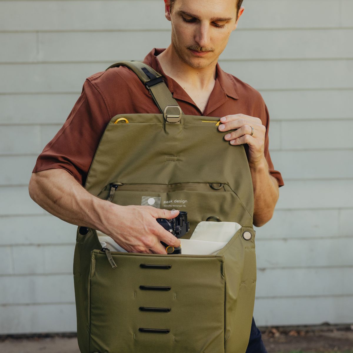 Everyday Messenger 13L v2