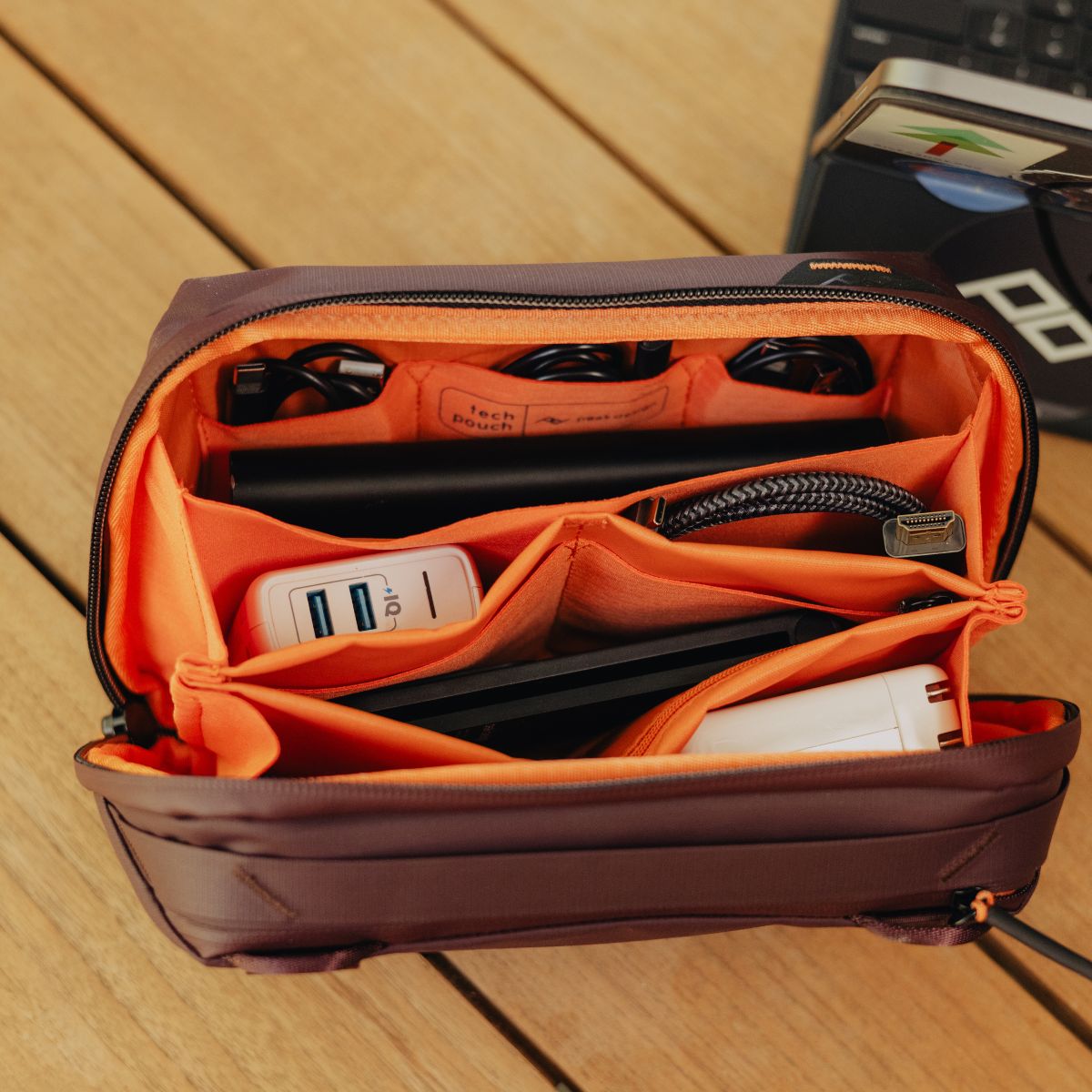 Tech Pouch