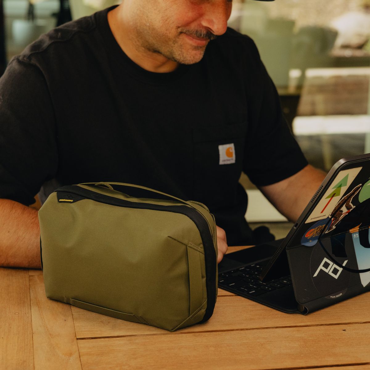 Tech Pouch