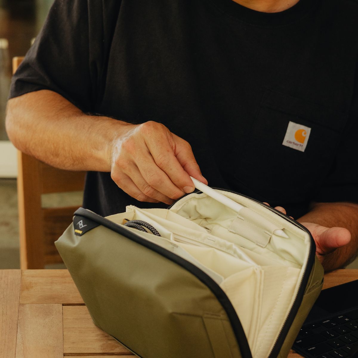 Tech Pouch