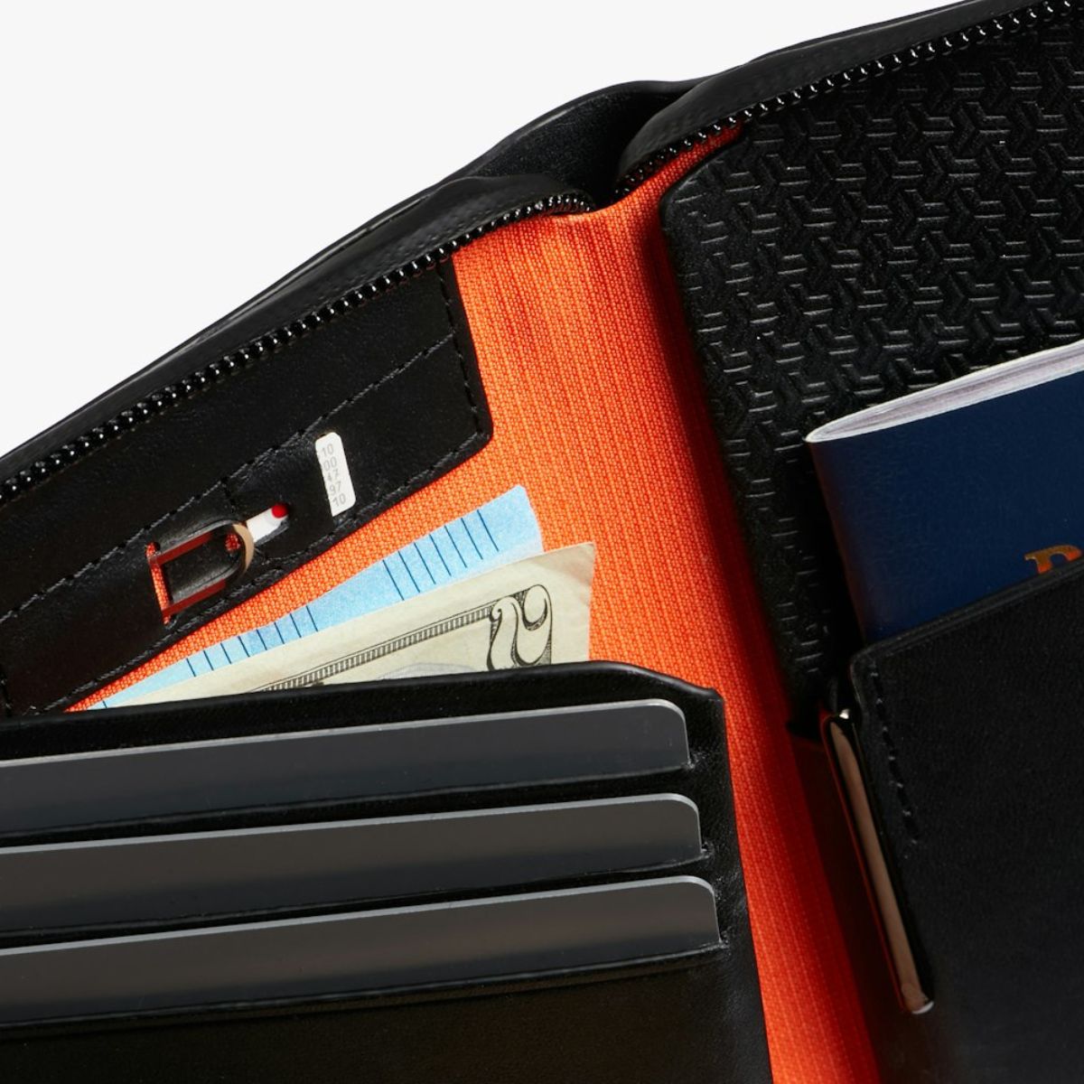 Travel Folio - Carryology Essential Edition