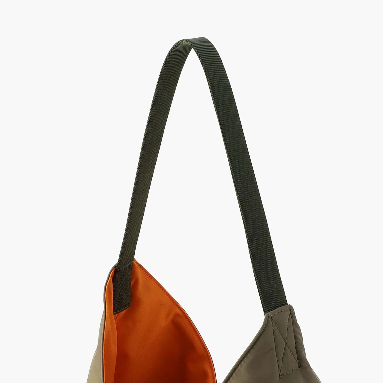 TILT TRIANGLE TOTE L ( MADE IN JAPAN 🇯🇵 )