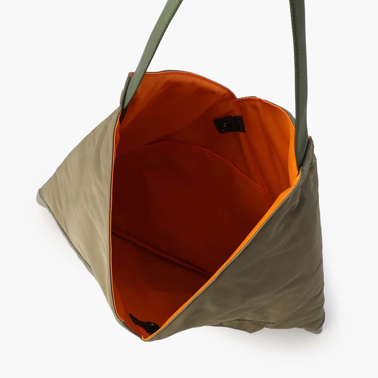 TILT TRIANGLE TOTE L ( MADE IN JAPAN 🇯🇵 )
