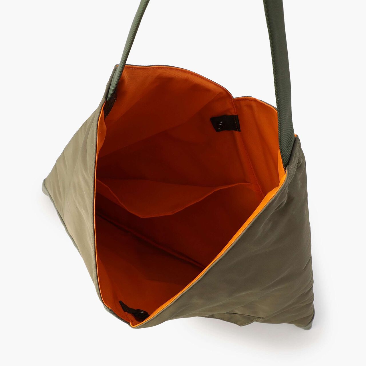 TILT TRIANGLE TOTE L ( MADE IN JAPAN 🇯🇵 )