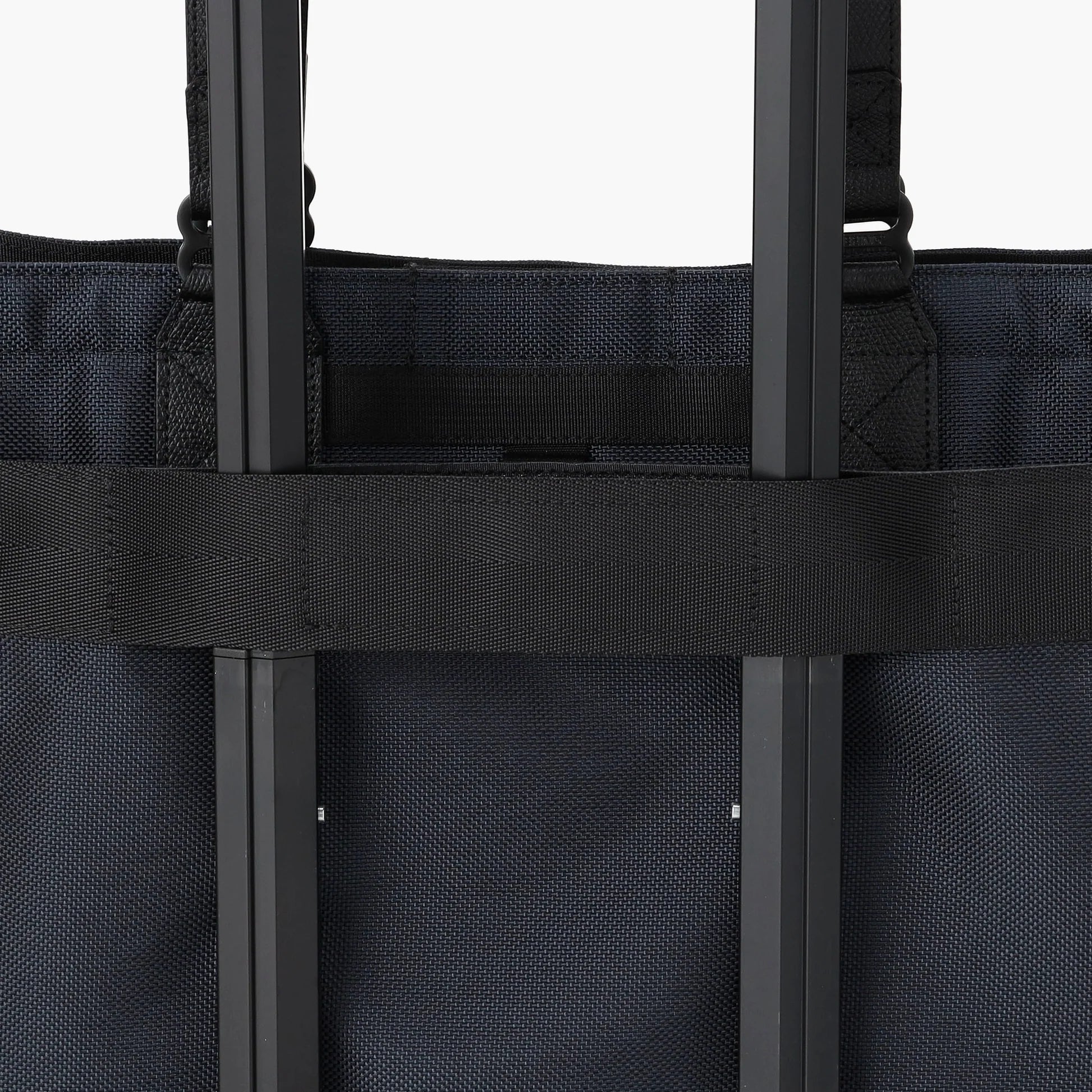 FUSION SQ TOTE HD BRIEFING Tote Bag Suburban.