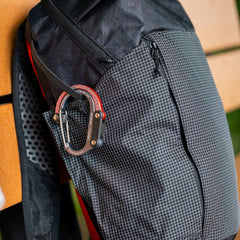 GEAR AID X Carryology Heroclip Auxikko