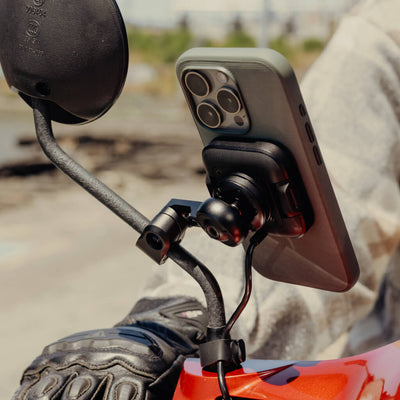 Motorcycle - Mirror Mount - Charging