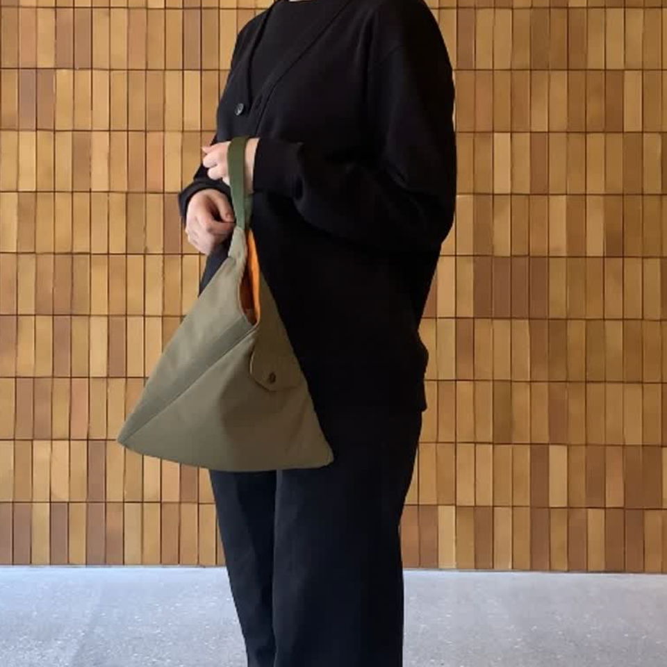TILT TRIANGLE TOTE S ( MADE IN JAPAN 🇯🇵 )