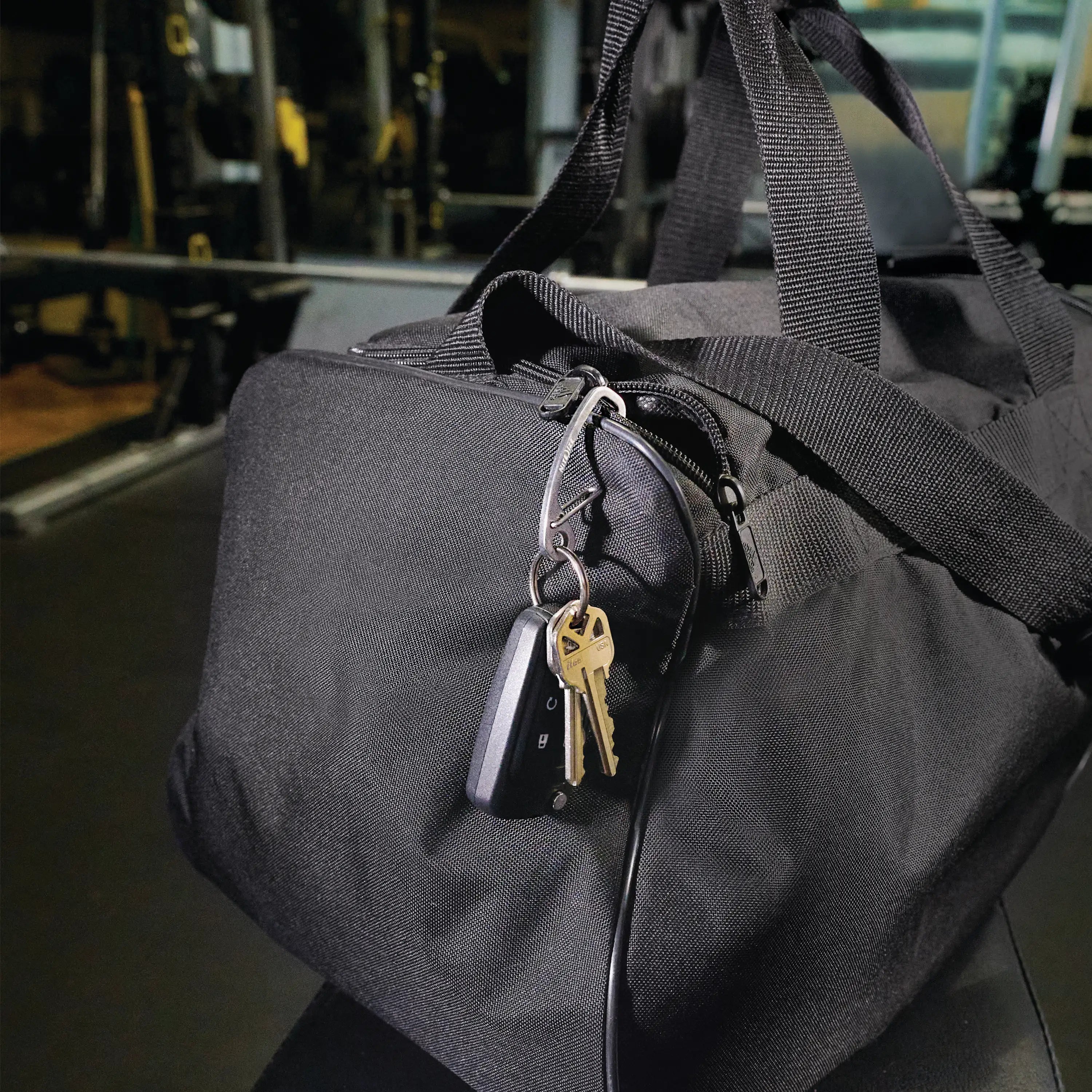 Deep Pocket™ Key Carabiner
