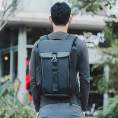 DAYFARER V3 Backpack