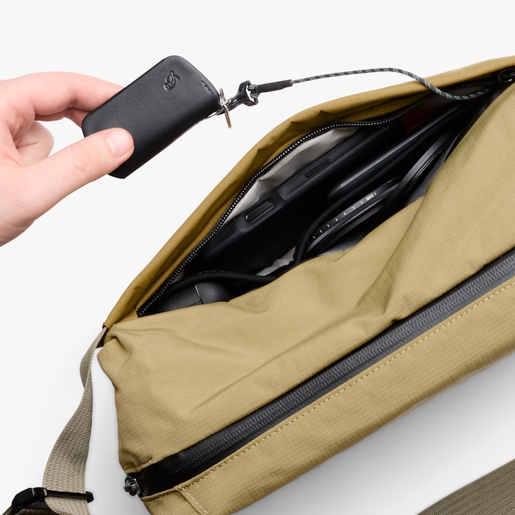 Venture Sling 10L - Camera Edition