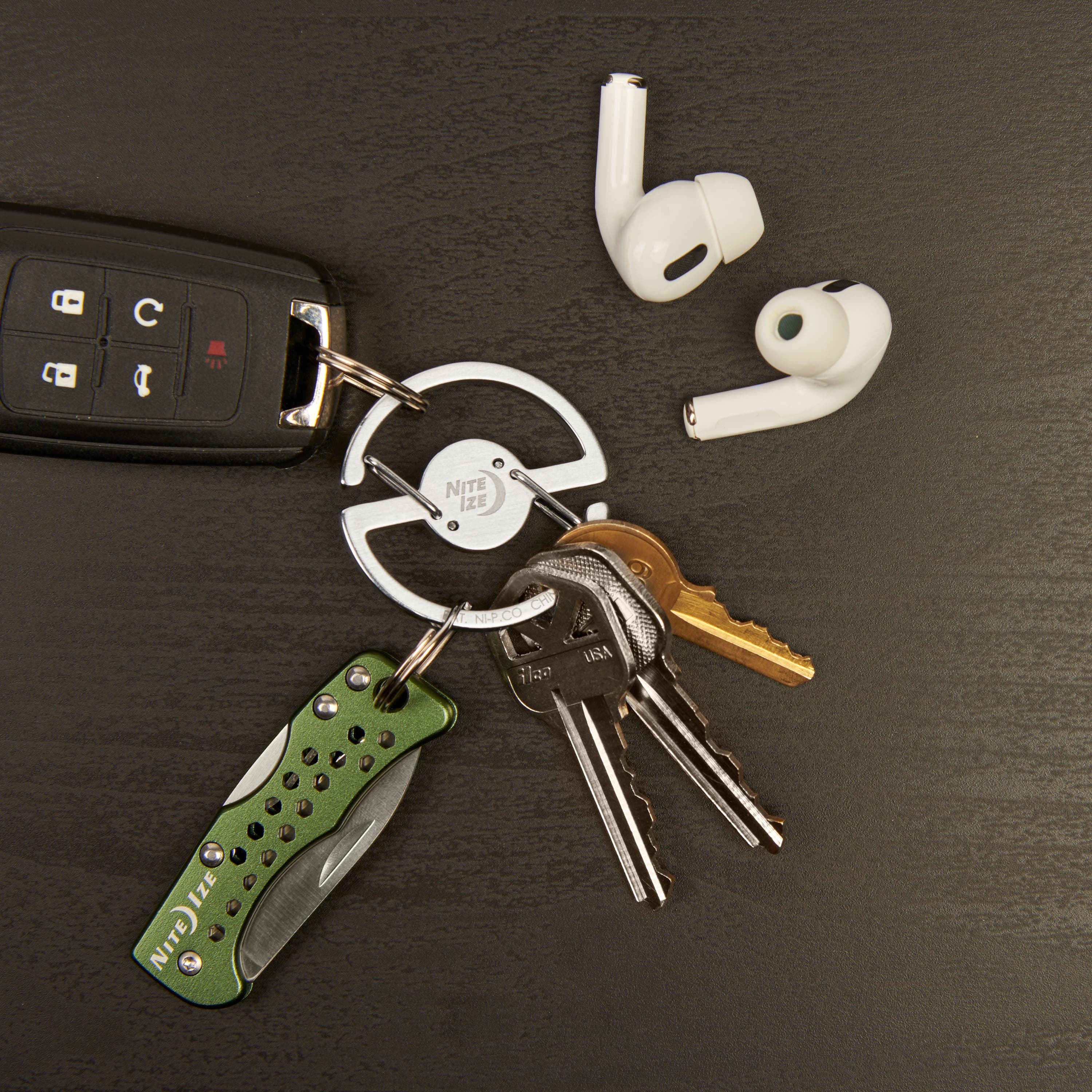 Medallion™ Key Carabiner